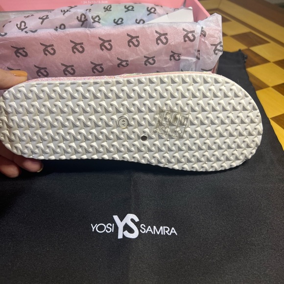 Sz4 Miss Elsa zebra rainbow shimmer slides - Picture 6 of 6